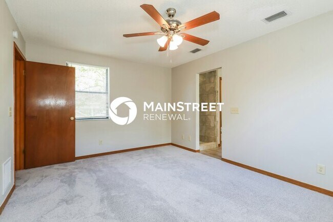 Building Photo - 3 Bedroom Pet-Friendly Home in Fleming Island, FL with Main Street Renewal