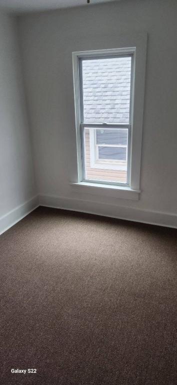 Building Photo - 629 5th St