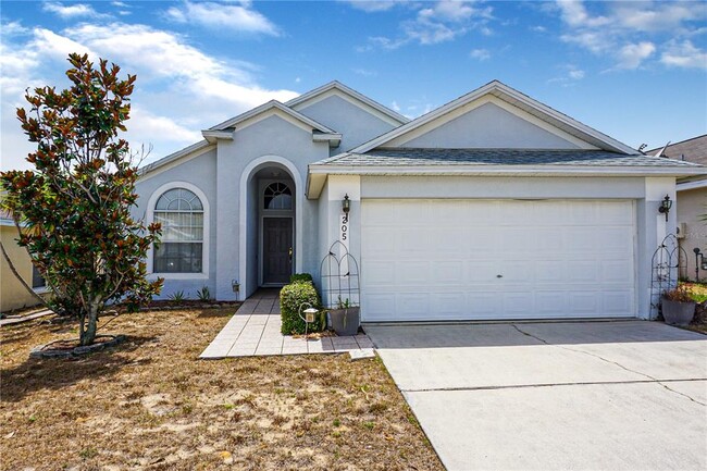 Building Photo - 205 Nicholson Dr
