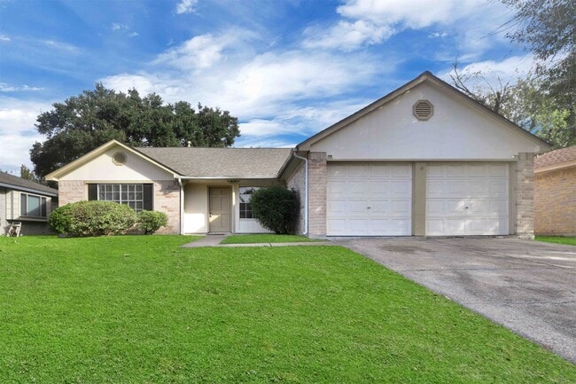 Building Photo - 7215 Dogwood Trail Dr