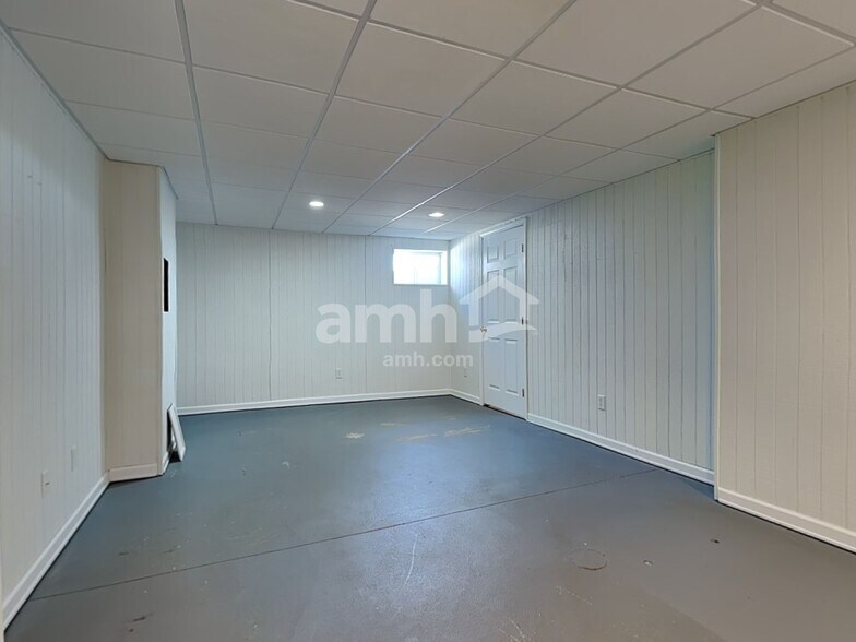 Building Photo - 363 Gatewood Ct