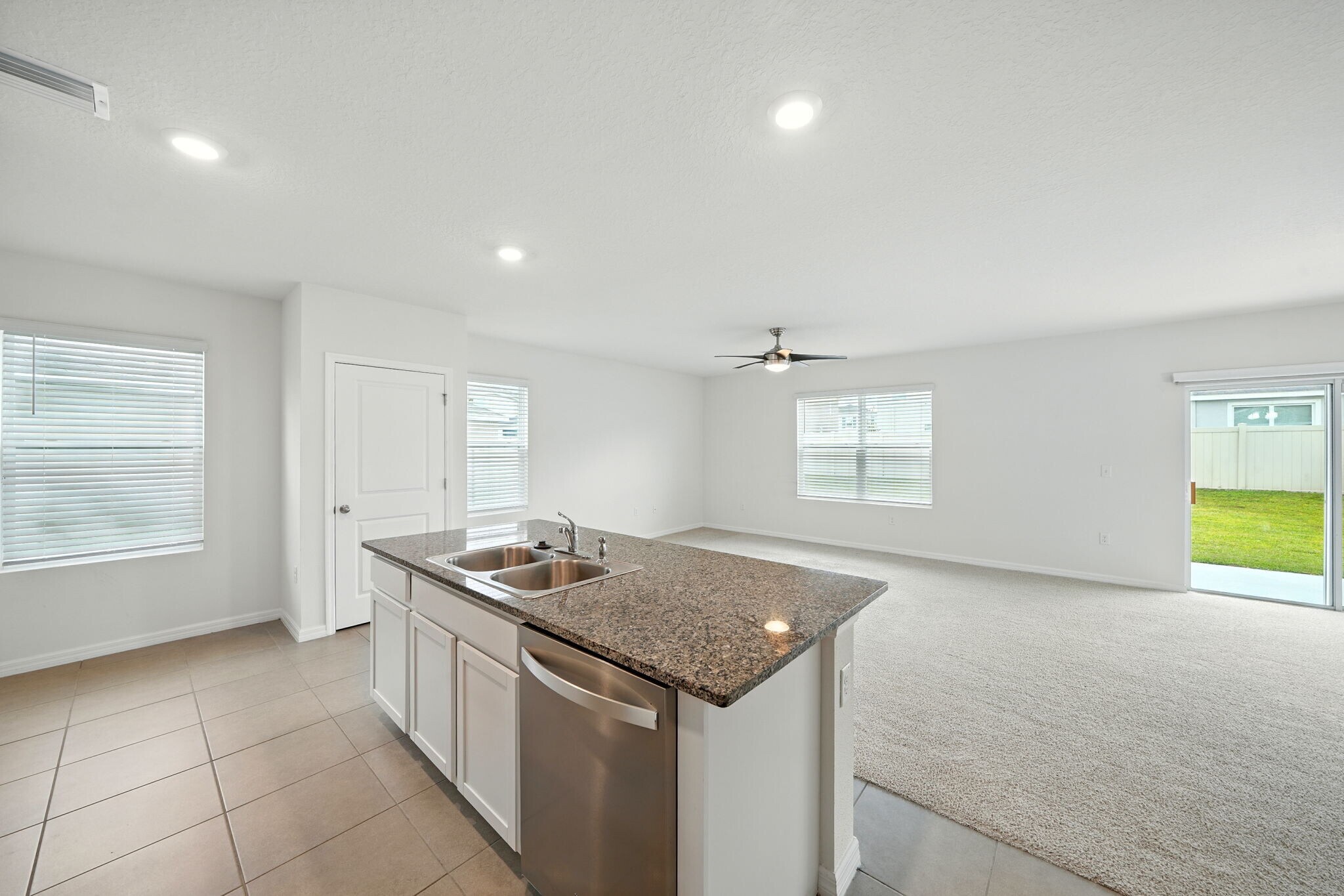 Building Photo - 17006 Wave Tressle Pl