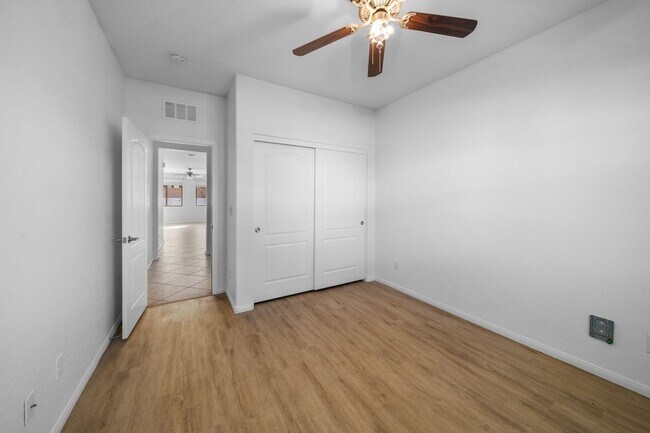 Building Photo - Well-Maintained 4-Bed, 3-Bath Home in Gated Community