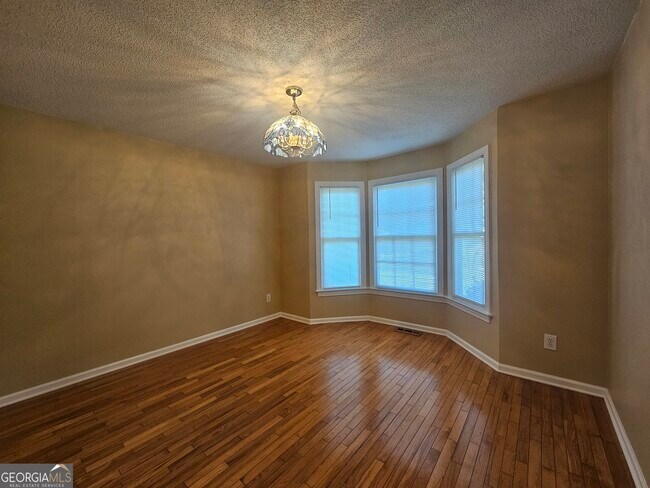 Building Photo - 24 Springfield Dr