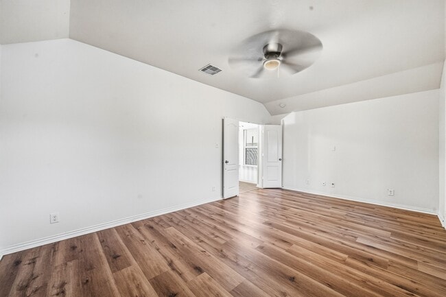 Building Photo - 2403 Summers Glen Ct