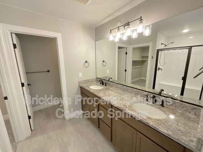 Building Photo - 1721 Rose Quartz Heights