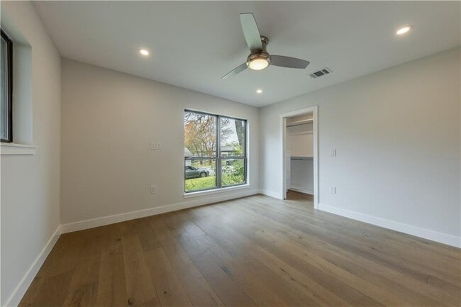 Building Photo - 5104 Woodmoor Dr