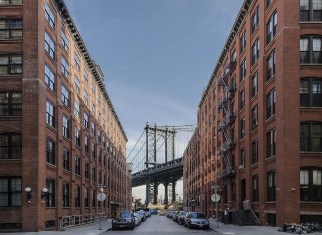 Building Photo - 30 Washington St