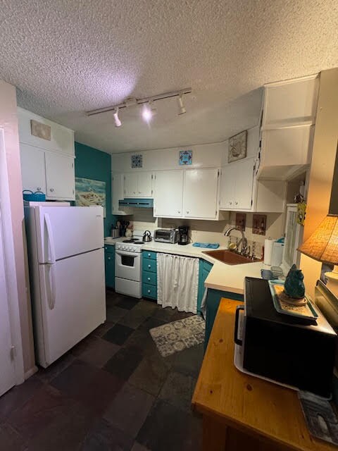 Building Photo - 217 Molokai Vlg