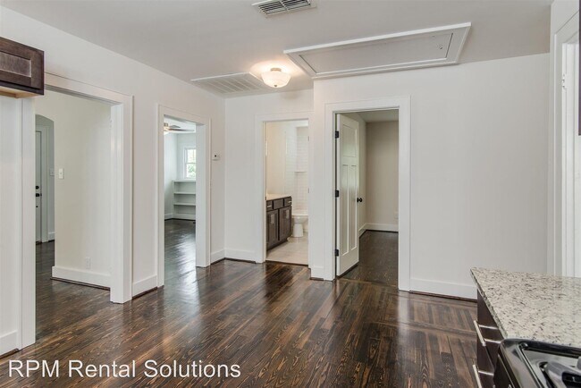 Building Photo - 3 br, 2 bath House - 310 Tanksley Avenue