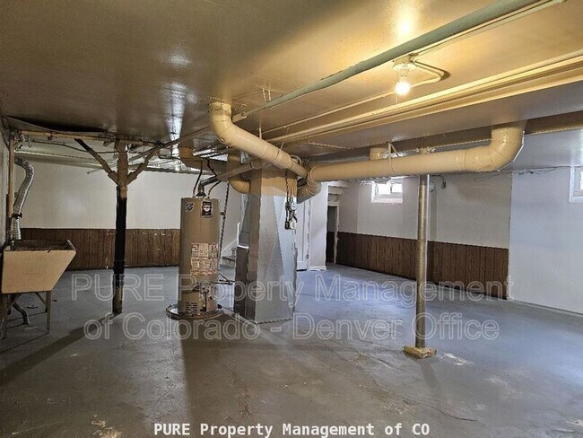 Building Photo - 772 N Frst St Pkwy