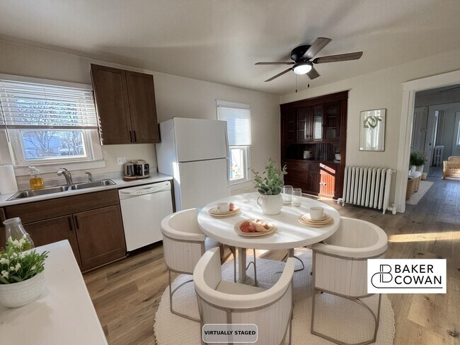 Building Photo - 428 Ideal St
