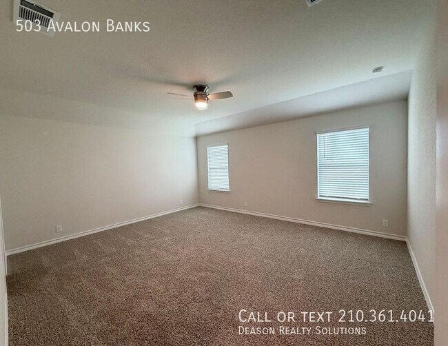 Building Photo - 503 Avalon