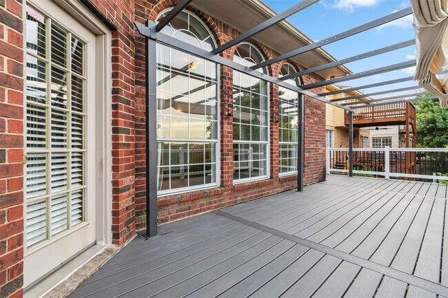 Building Photo - 10116 Scull Creek Dr