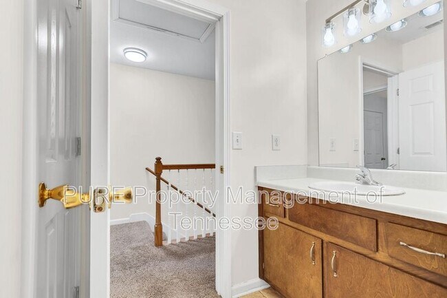 Building Photo - 519 Peachers Ridge Rd