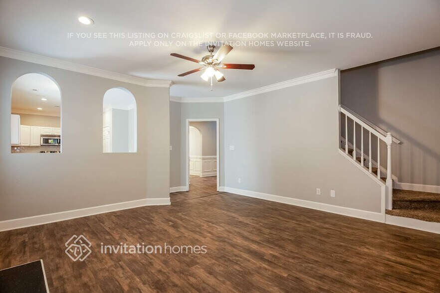 Building Photo - 2713 Black Cherry Dr