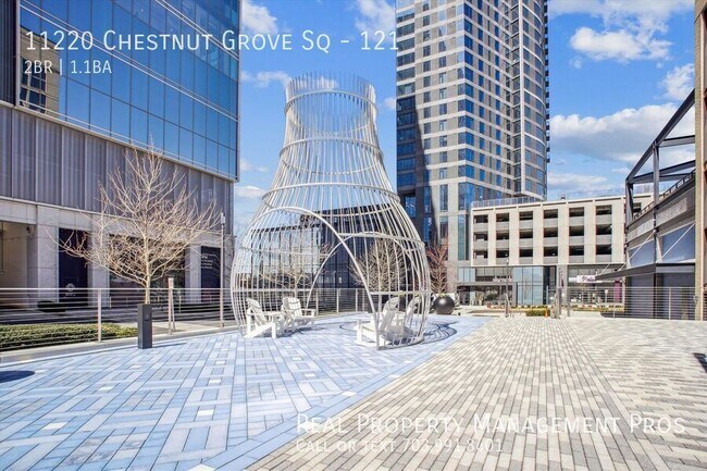 Building Photo - 11220 Chestnut Grove Square