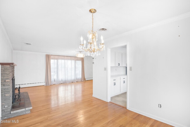 Building Photo - 188 Hackett Blvd