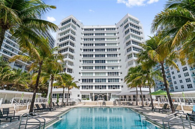Building Photo - 4925 Collins Ave