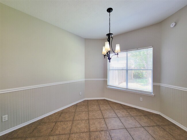 Building Photo - 12226 Cardston Ct