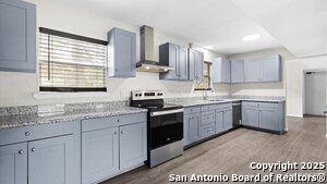 Building Photo - 3550 Red Oak Ln