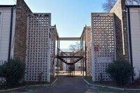 Building Photo - 151 N Belvedere Blvd