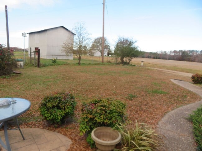 Building Photo - 7300 Claiborne Rd