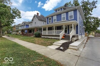 Building Photo - 942 Jefferson Ave