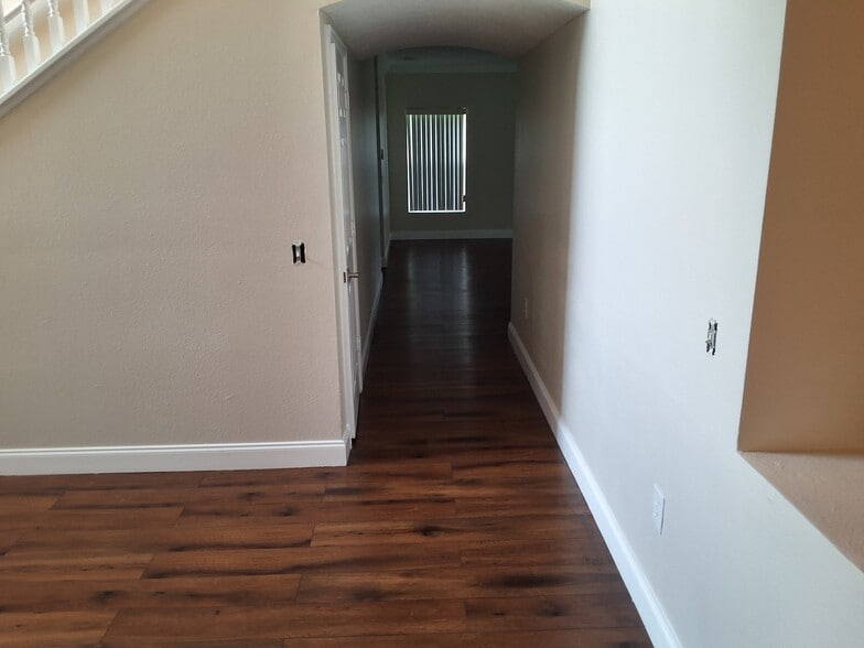 Building Photo - 4401 Sweet Maple Ln