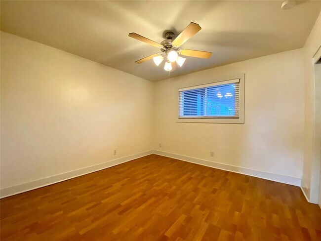 Building Photo - 3815 Guadalupe St