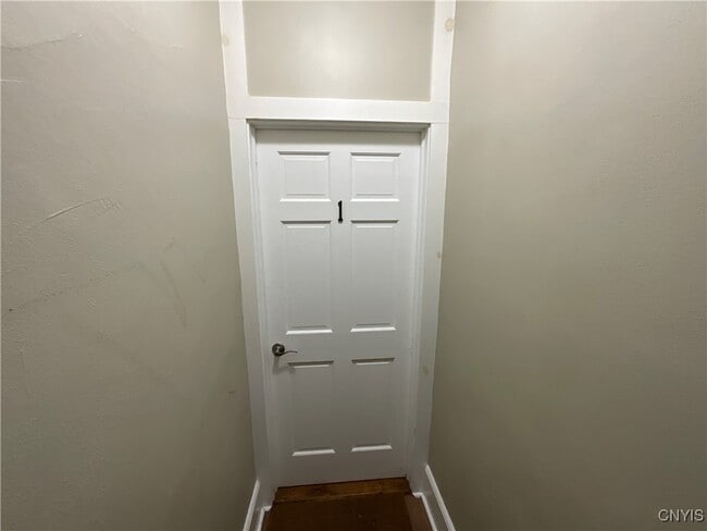 Building Photo - 127 Winslow St