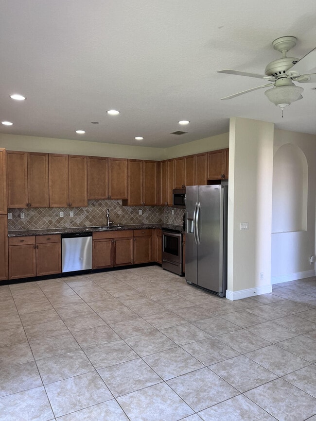 Building Photo - 7329 Briella Dr