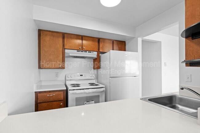 Building Photo - 2807 E Boone Ave