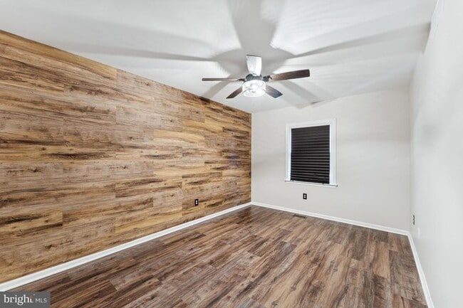 Building Photo - 9877 Whiskey Run