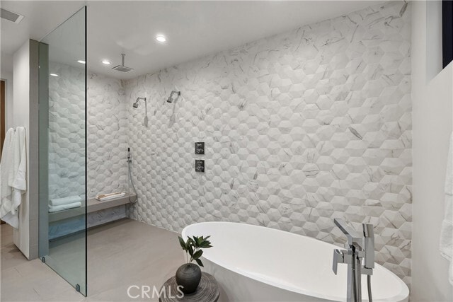 Building Photo - 4242 Vantage Ave