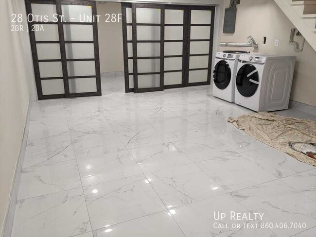 Building Photo - 28 Otis St