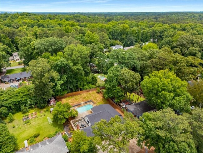 Building Photo - 3154 N Druid Hills Rd