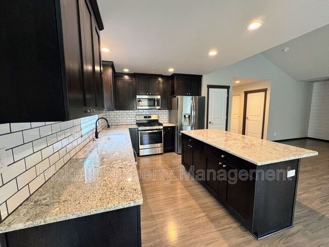 Building Photo - 3530 Springbrook Ln