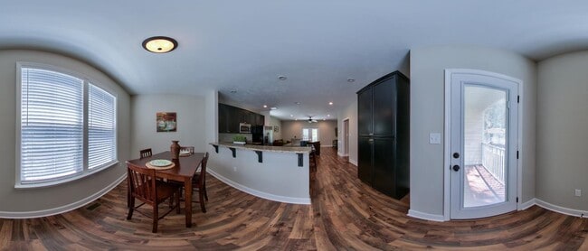 Building Photo - 1864 Belle Vue Way