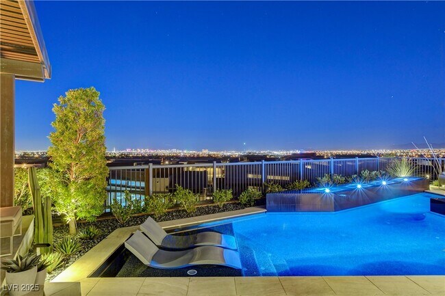 Building Photo - 6300 Clovis Point St