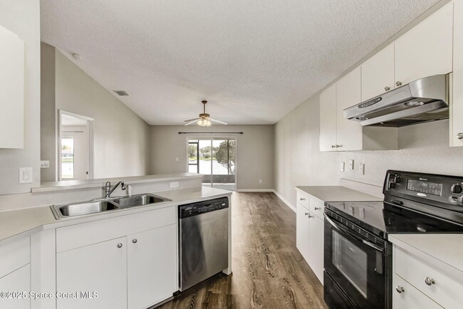 Building Photo - 1273 Brumpton Pl
