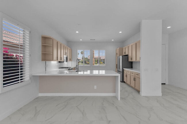 Building Photo - 74613 Waterlily Cir