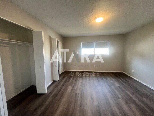 Building Photo - 4247 S Hwy 89