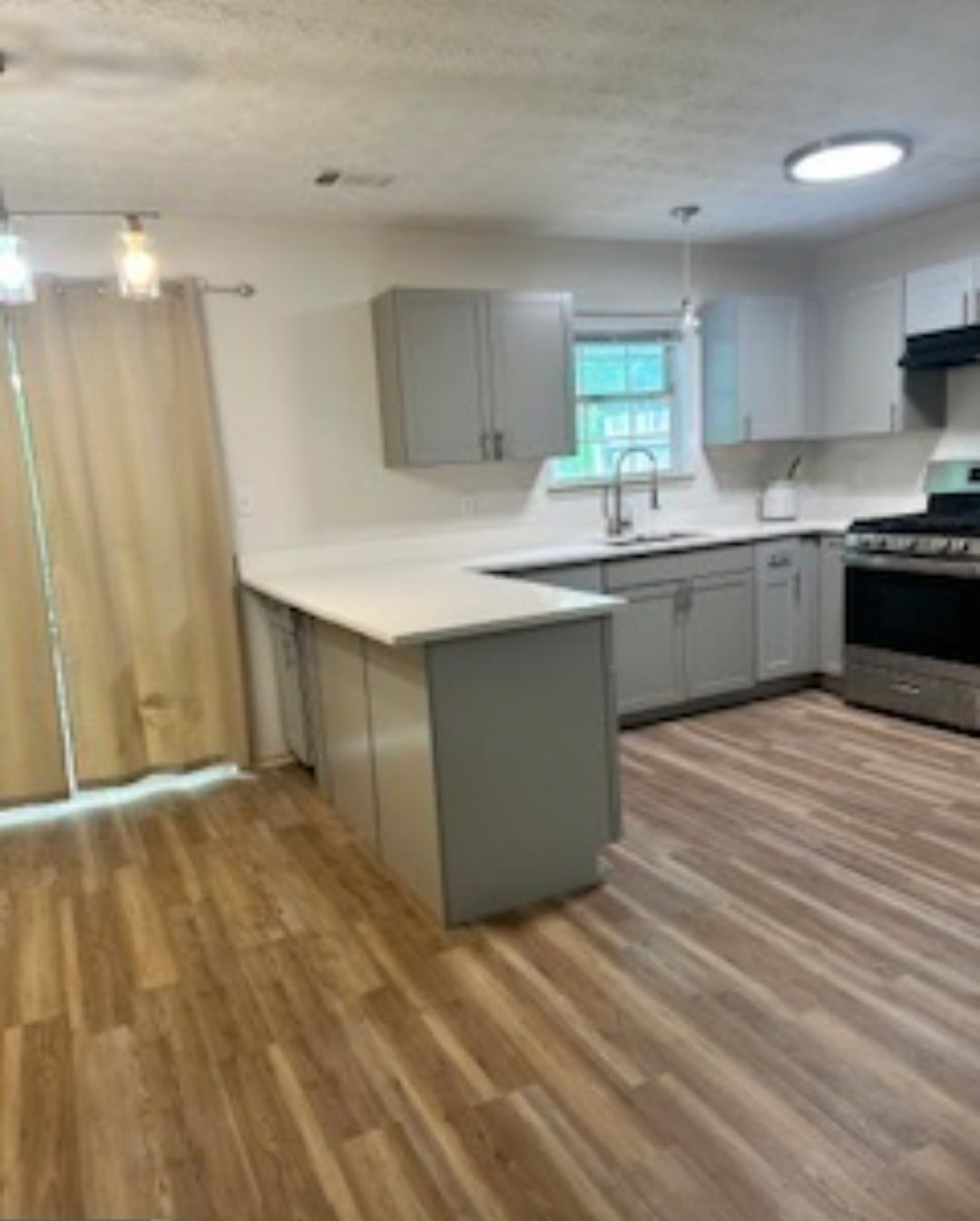 Building Photo - 3022 Fields Dr