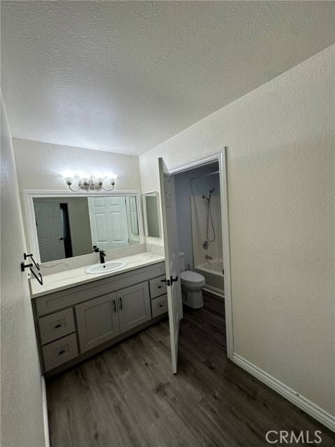 Building Photo - 1345 Cabrillo Park Dr