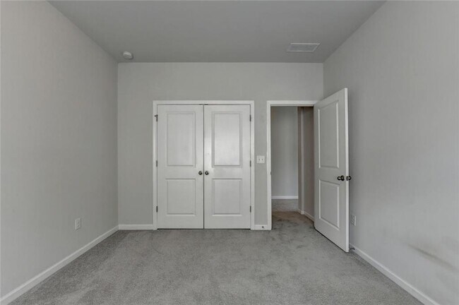 Building Photo - 3695 Andover St