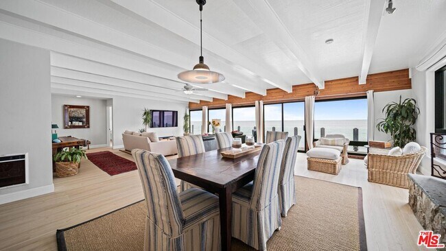 Building Photo - 11358 Pacific Coast Hwy