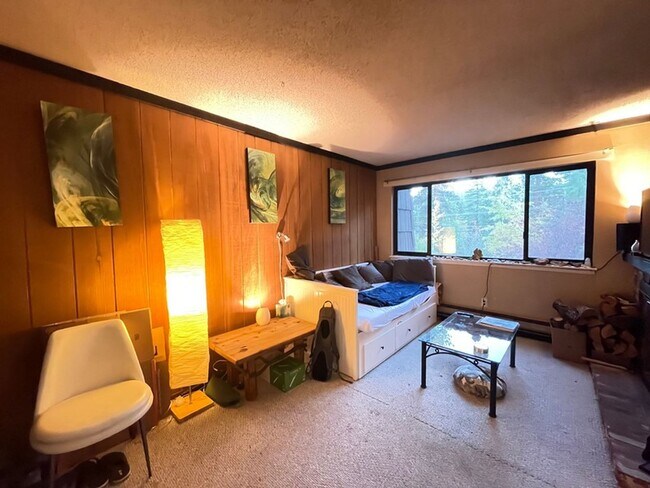 Building Photo - New Listing! LONG TERM: Great Amenities! Spacious Interior! Private Beach!