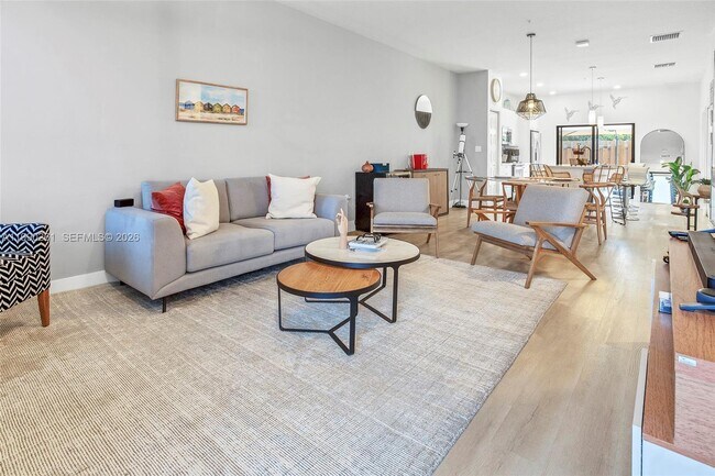 Building Photo - 8055 NW 104th Ave