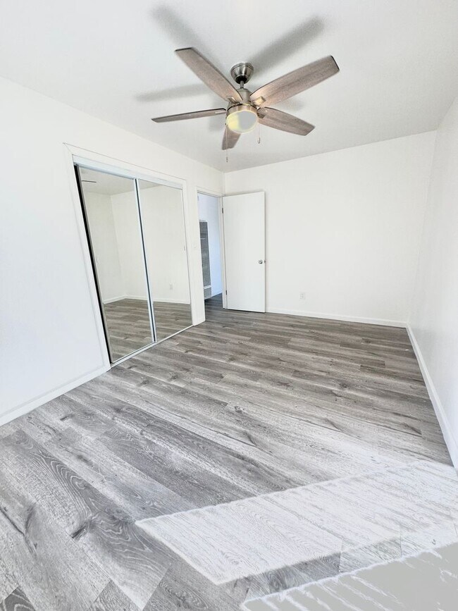 Building Photo - NANCY DRIVE DUPLEX